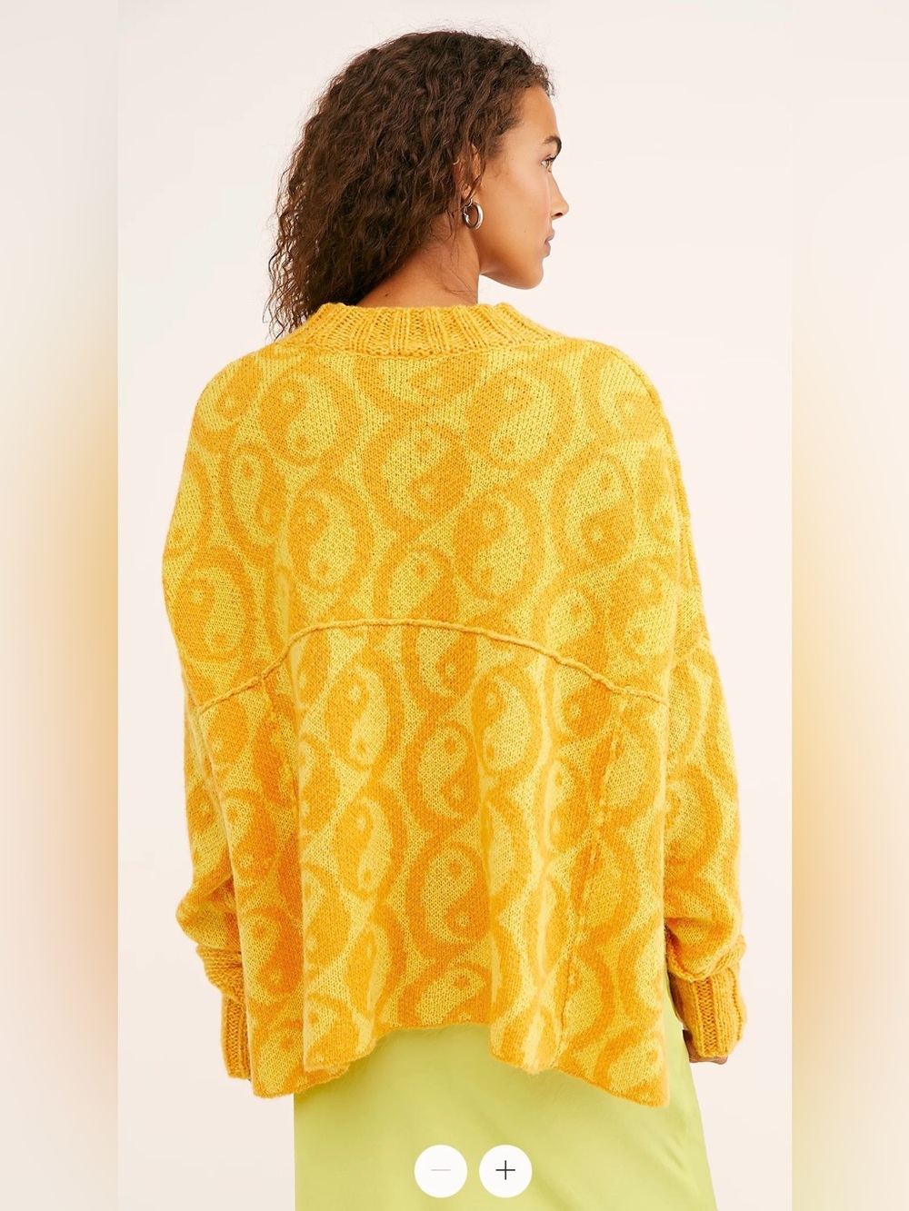 Yin Yang Sweater - Picture 4 of 10